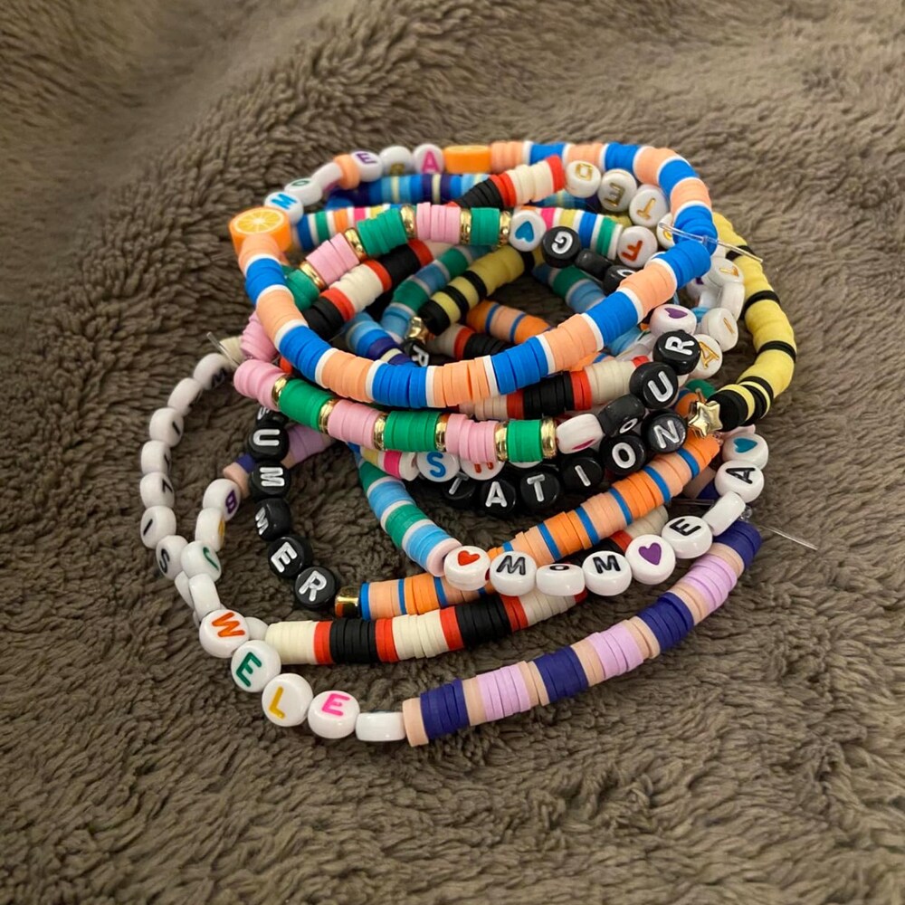 Bracelet station
